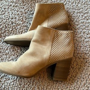 GUC suede boots